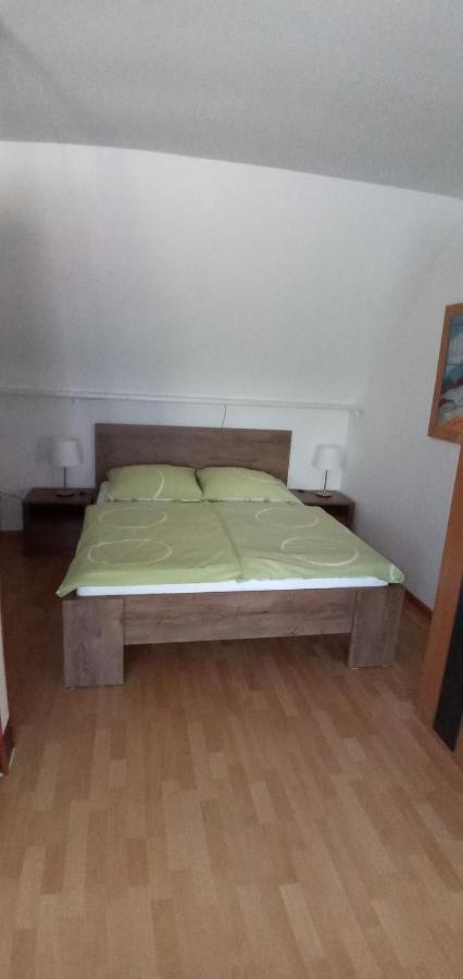 Foki Vendeghaz Villa Hidegseg Luaran gambar
